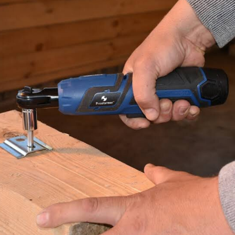 Clé À Cliquet Sans Fil — Compacte Et Performante