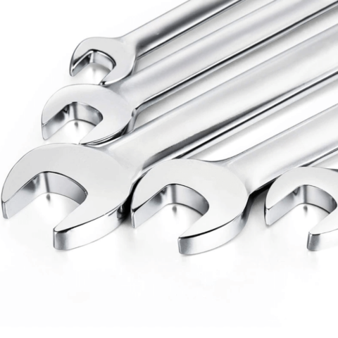 Sada klíčů s nastavitelným ráčnovým mechanismem – univerzální a ergonomické