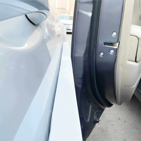 車のドア用保護バー - 簡単で安全な取り付け 