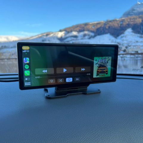 Multimediálny systém do auta - HD obrazovka a bezdrôtový CarPlay