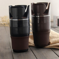 Kääntyvä kuppiteline autoon – Järjestys ja mukavuus ratissa 