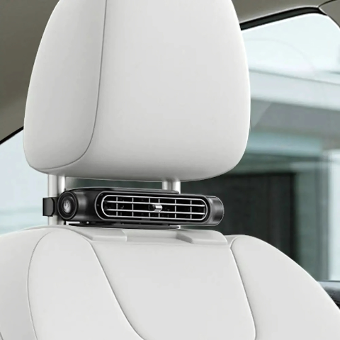 Auto sedadlový ventilátor – upevnenie na opierku hlavy 